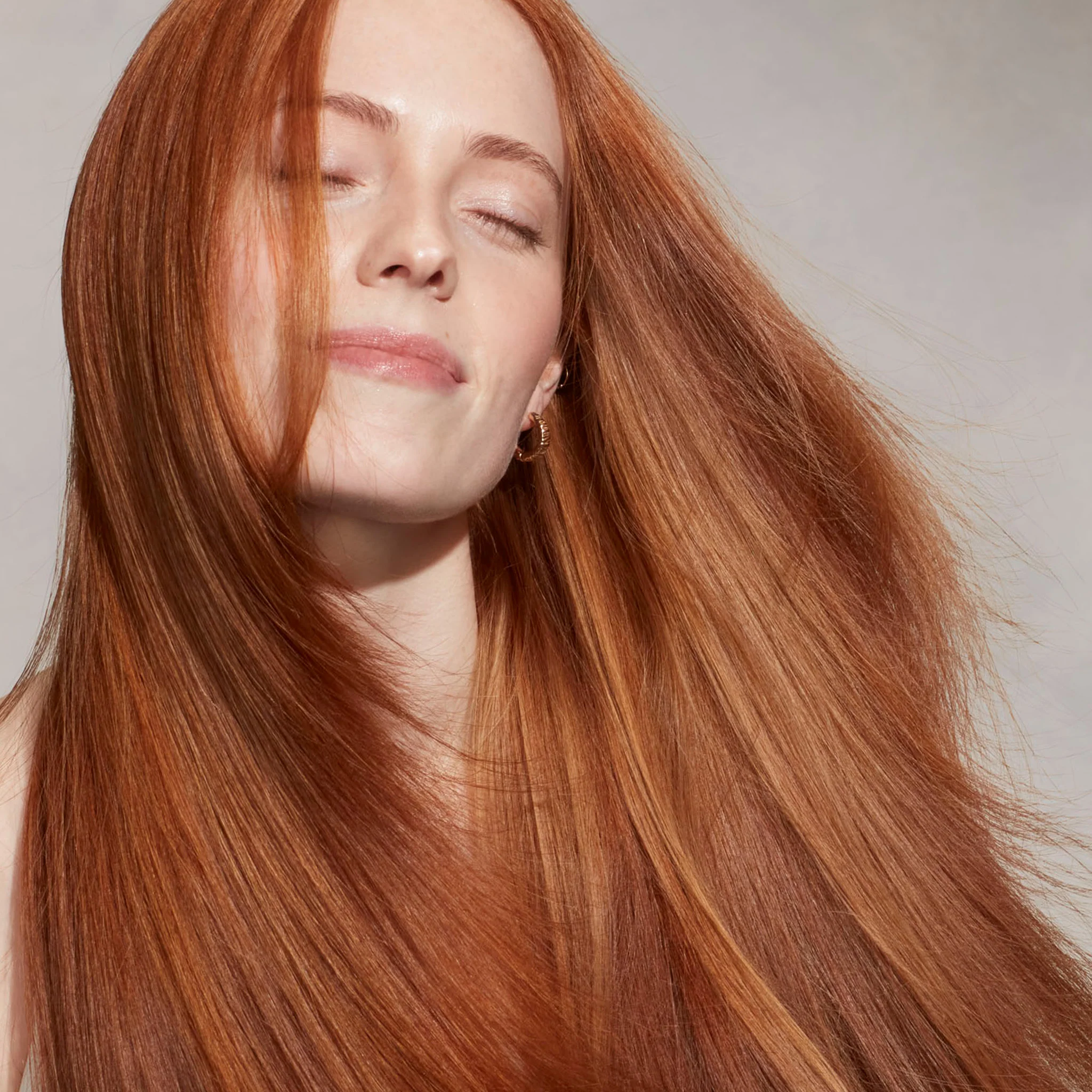 MINI CLARIFYING SCALP & HAIR RINSE - Image 3